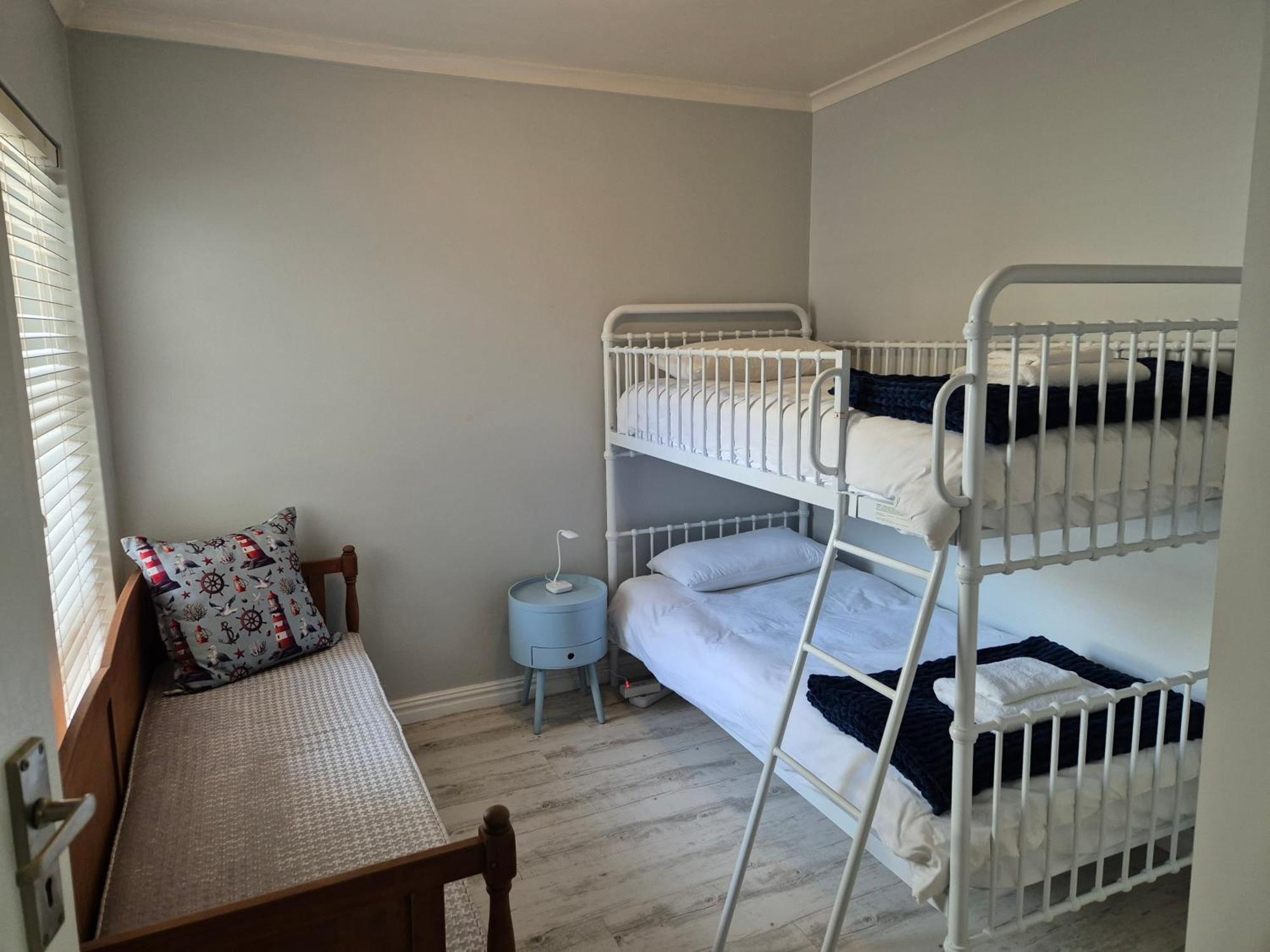Sage At Whale Cove - Sea Facing Apartment De Kelders Dış mekan fotoğraf